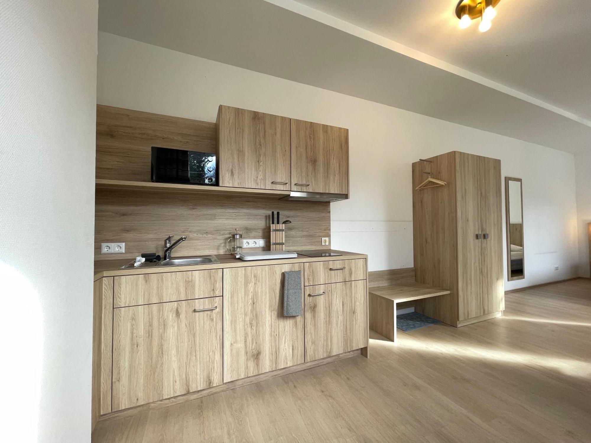Hotel Am Roemerplatz Ульм Экстерьер фото